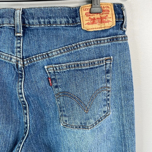 VINTAGE LEVIS Y2K Boot Cut Jeans Blue Medium Denim Mid Rise Red Tab Stretch 12 - Picture 5 of 12